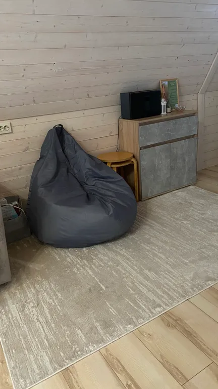 Дом с чаном среди соснового леса