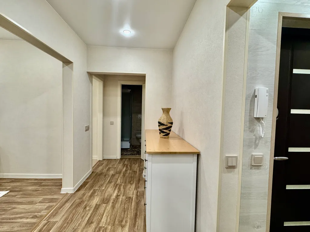 Роскошная + камин + ТВ 2 метра