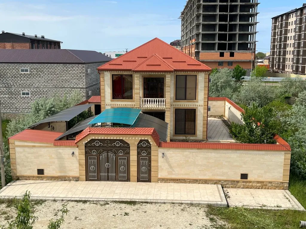 Коттедж Уютный двухэтажный дом, рядом с пляжем — аренда посуточно в Избербаш