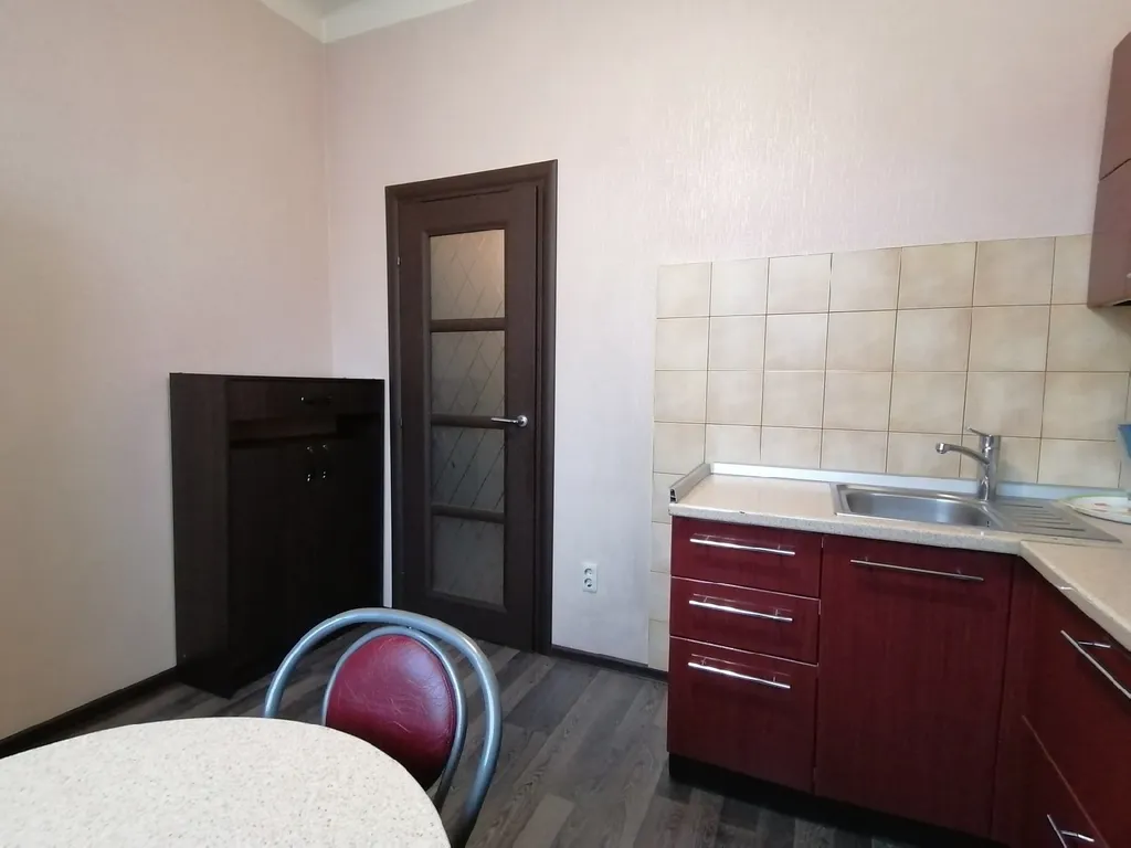 1-комнатная квартира на Уральских Пельменях