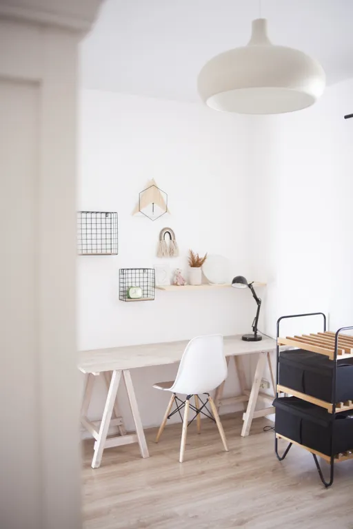 Уютный дом в лесу