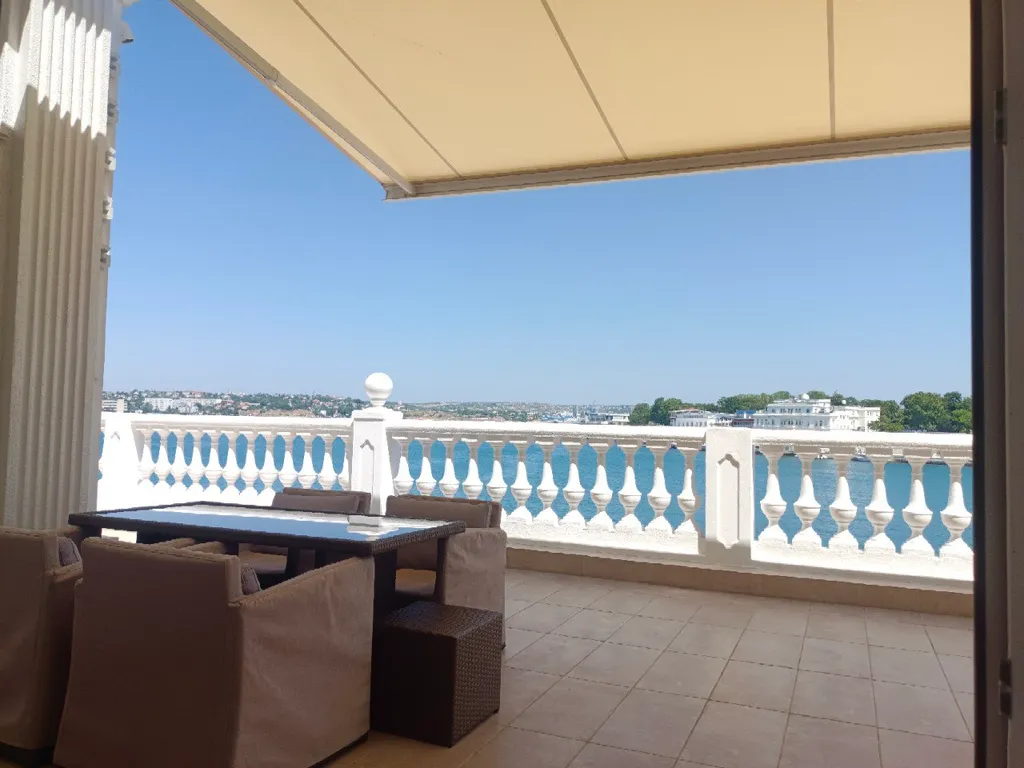 Уютная квартира-студия с видом на море