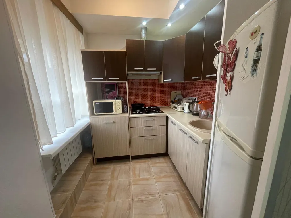 Уютная евротрешка возле моря