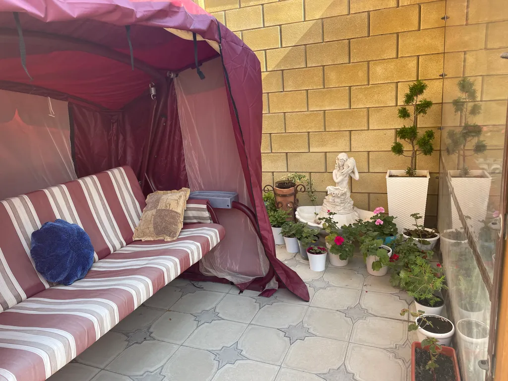 Апартаменты свой сад и парковка