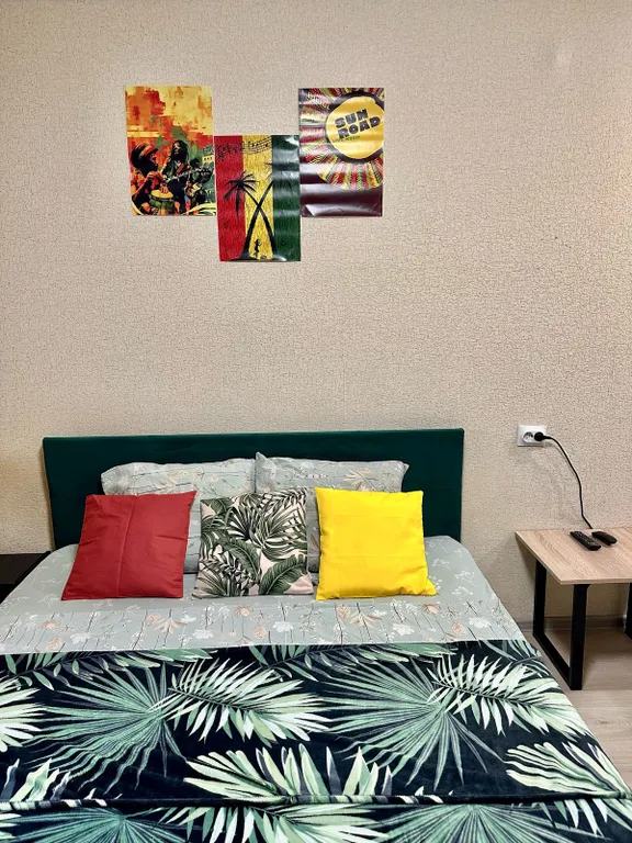 Регги - яркая студия в ЖК Малахит