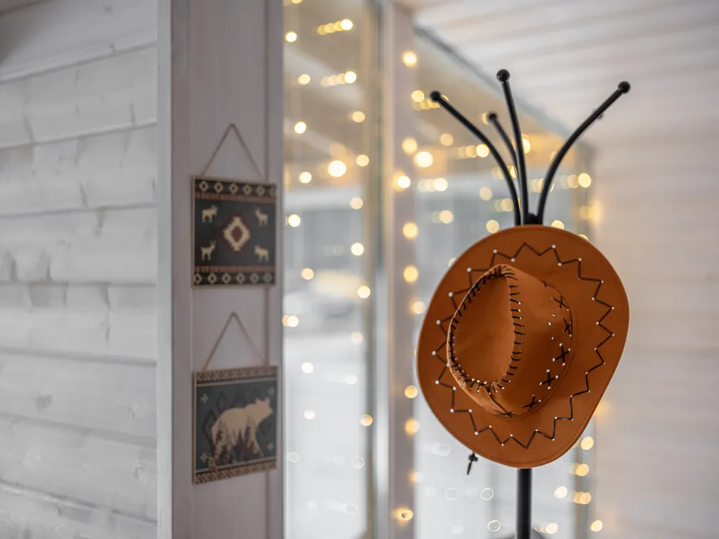 Семейный дом с камином