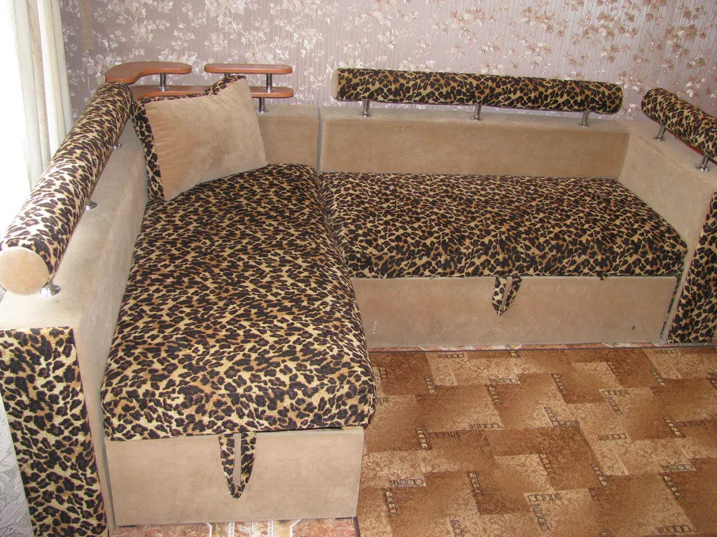 Квартира с зеленым двориком, мангалом и гаражом в 5 мин от моря