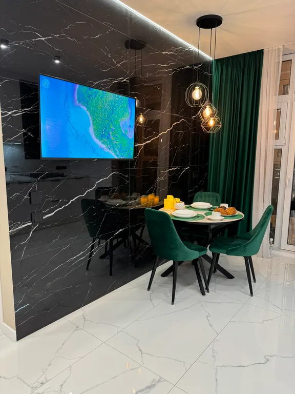 Уютная квартира с дизайнерским ремонтом на левобережье