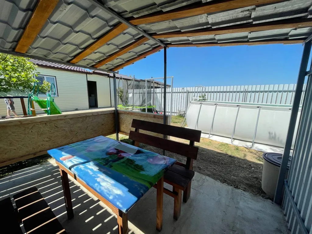 Домик на берегу моря