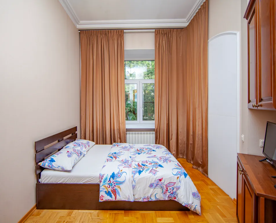 Avrora 3br apartment