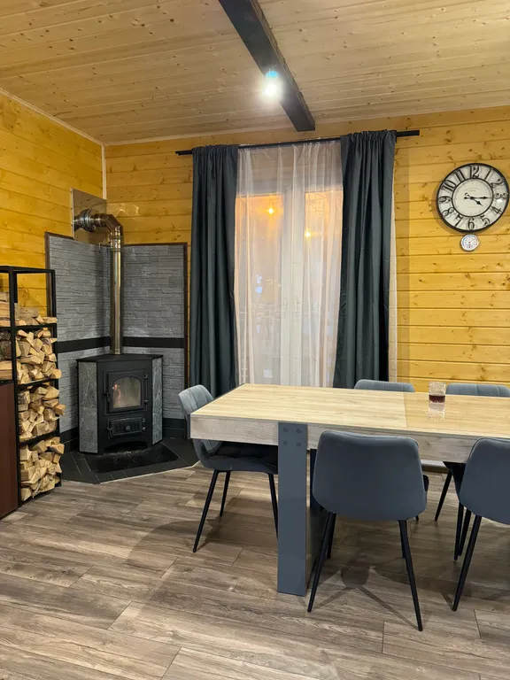 Домик у леса