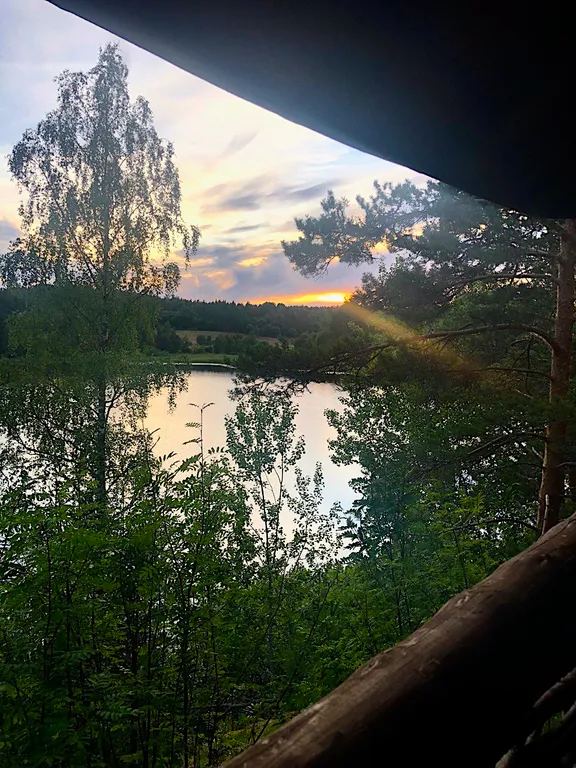 Коттедж на компанию