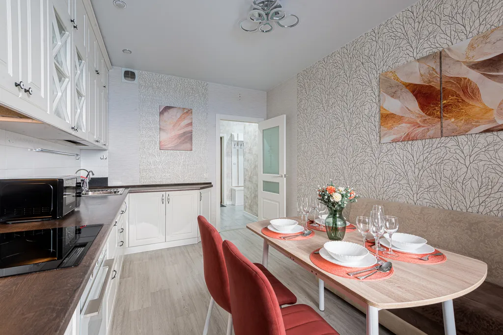 В центре у ТЦ Мега Молл, кондиционер, гостиничный сервис, бесконтактно