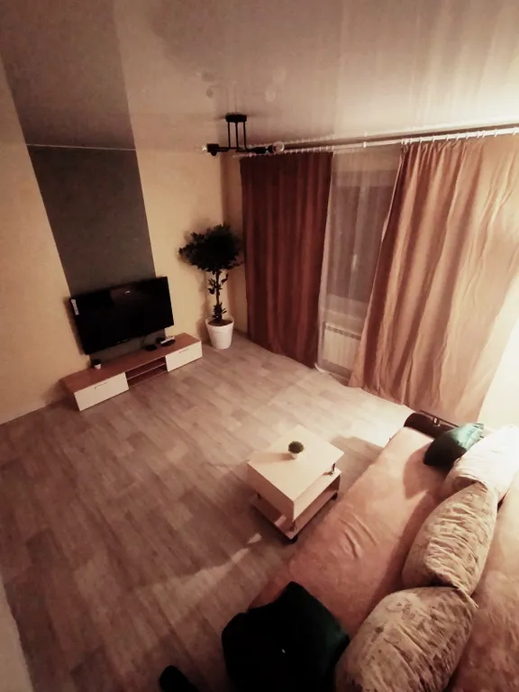 Огромная 3-комнатная квартира с новым ремонтом