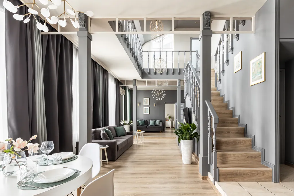 Квартира Атриум с распашной лестницей — аренда посуточно в Санкт-Петербург