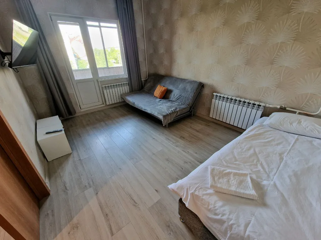 Квартира с лоджией и видом на горы