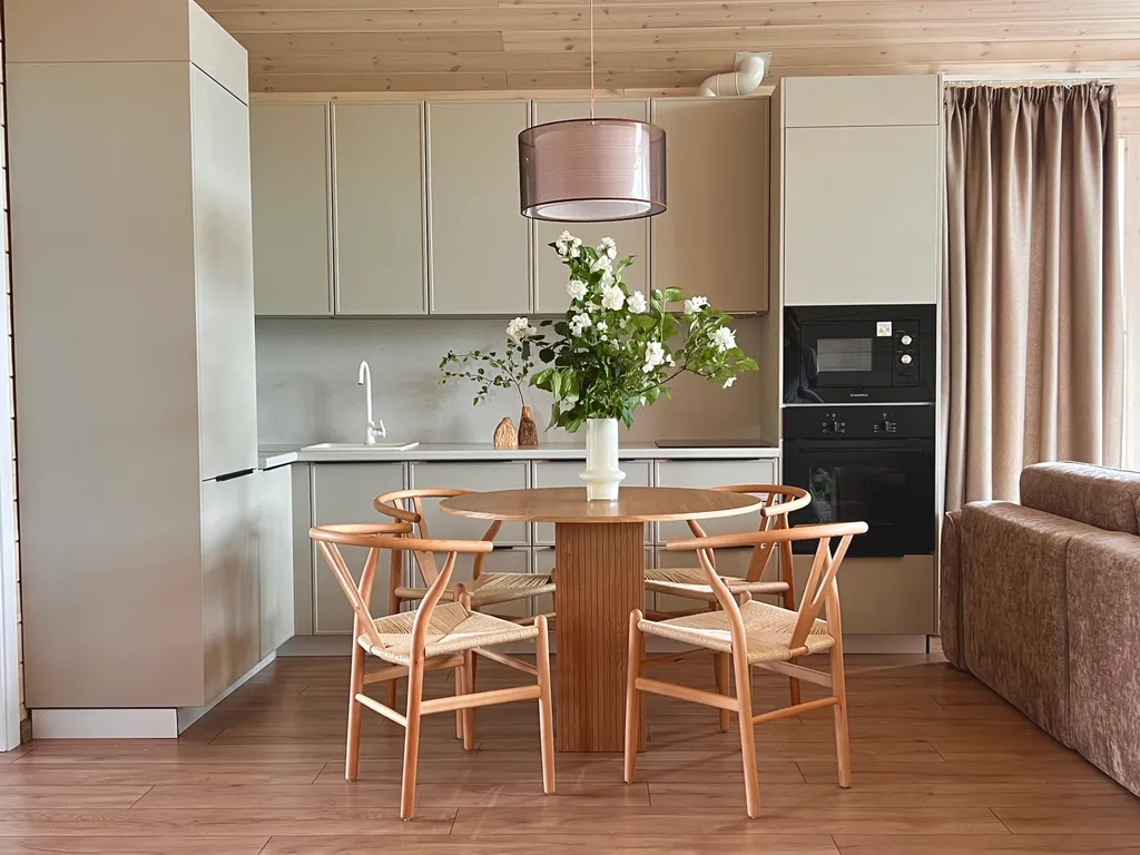 Побег из города, дом с сауной и камином