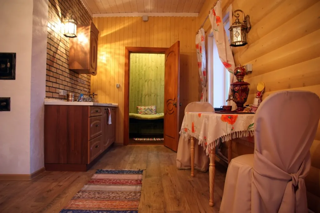 Квартира с видом на речку и монастырь