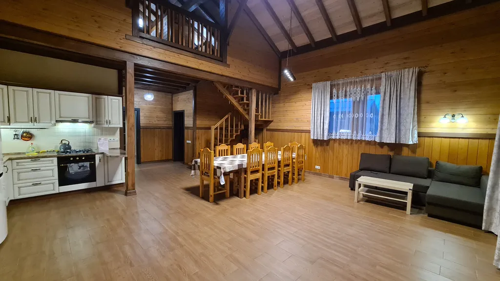 5-комнатный Дом