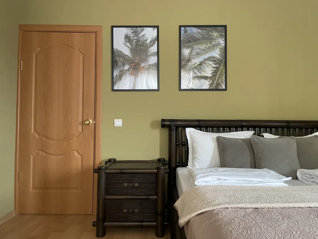 Квартира 3-комнатная Квартира — Калининград