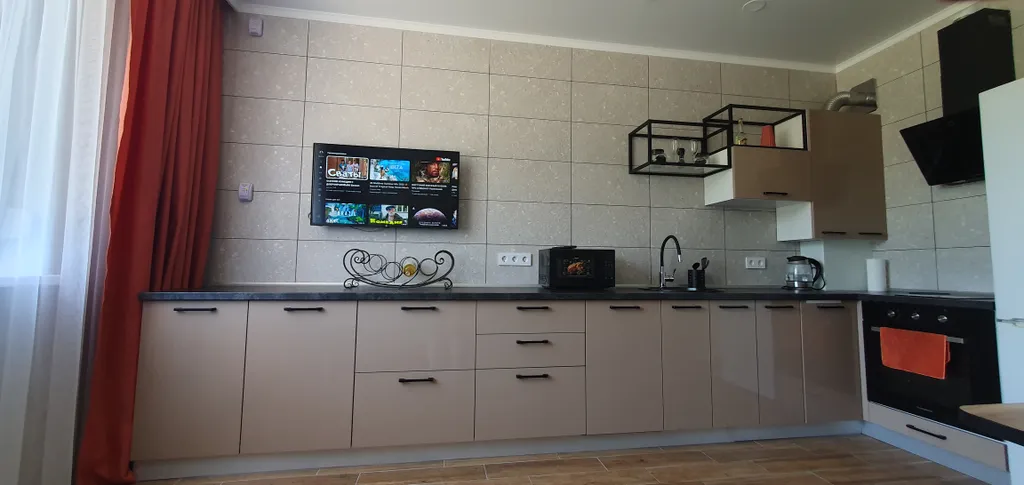 Квартира 1 комнатная квартира с террасой — Светлогорск