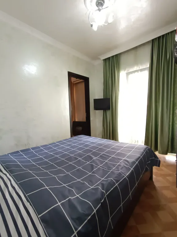 2-комнатная квартира в центре Старого Батуми, 1 линия