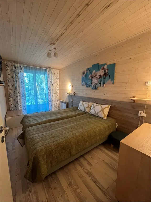 4-комнатный Дом