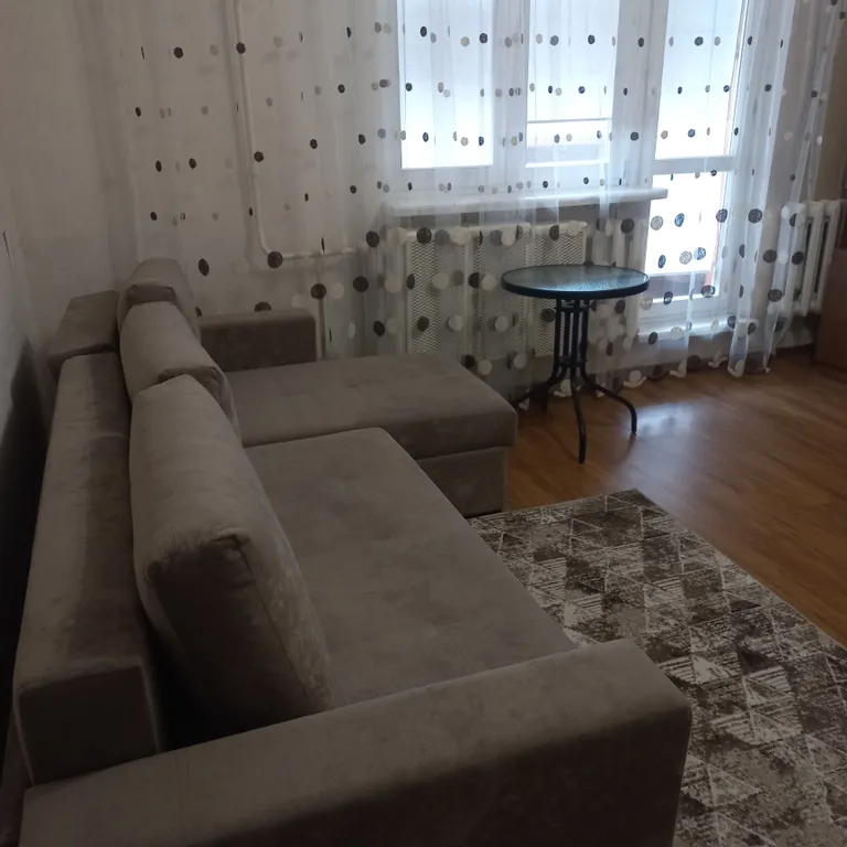 Уютная двухкомнатная квартира недалеко от центра