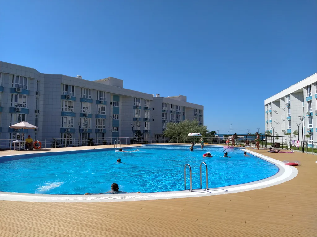 Квартира Апартаменты на берегу моря с бассейном — Севастополь