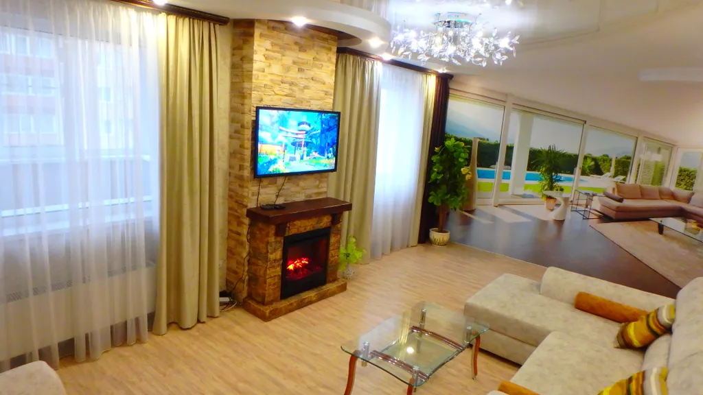 Элитная с джакузи и камином, центр, метро, парк, аква-парк, зоопарк, тцаура