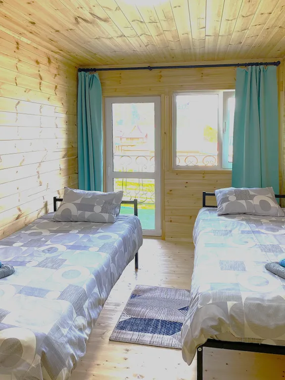 Квартира Номер с балконом и видом на телецкое озеро — аренда посуточно в Артыбаш