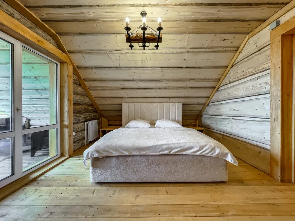 Коттедж Презентабельный и абсолютно экологичный дом из бревна — Красное Село