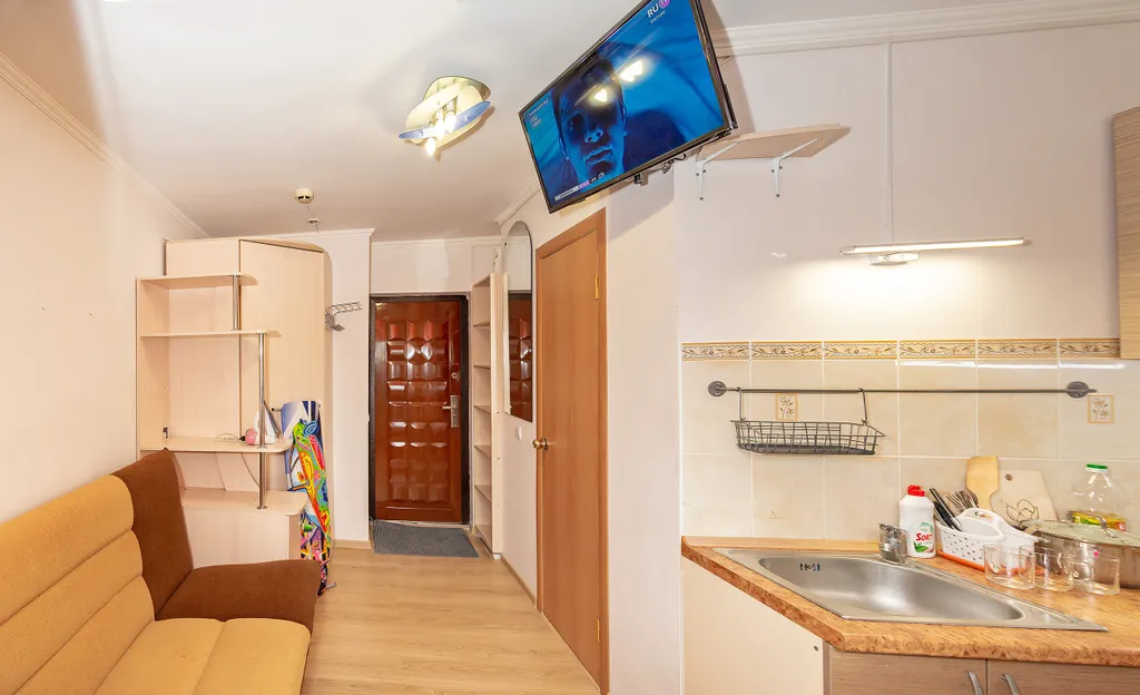 Уютная небольшая студия за площадью Ленина