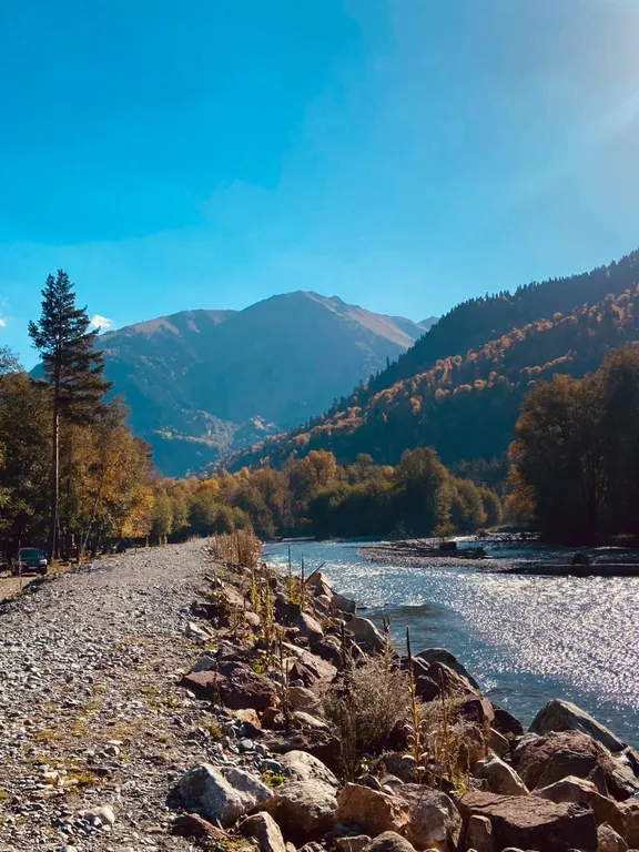 Коттедж Атмосферный домик с мангалом в горах — Архыз