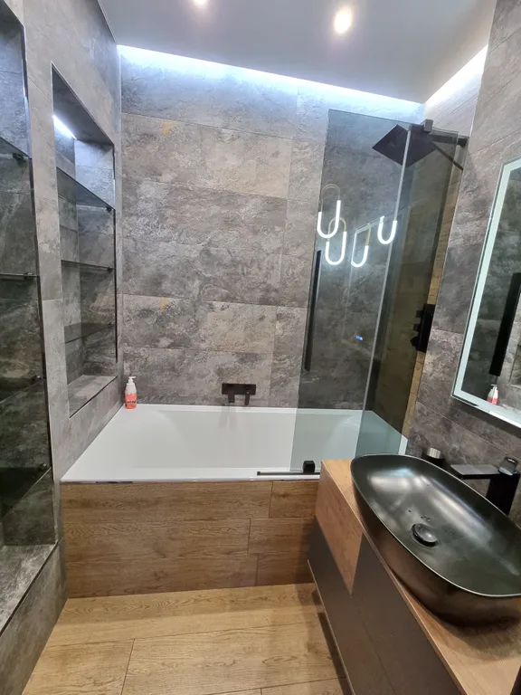 Элитная трехкомнатная квартира премиум класса в центре Хабаровска