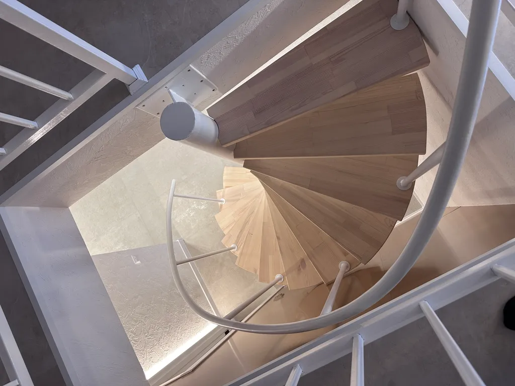 Уютный дом у подножья горы Белая