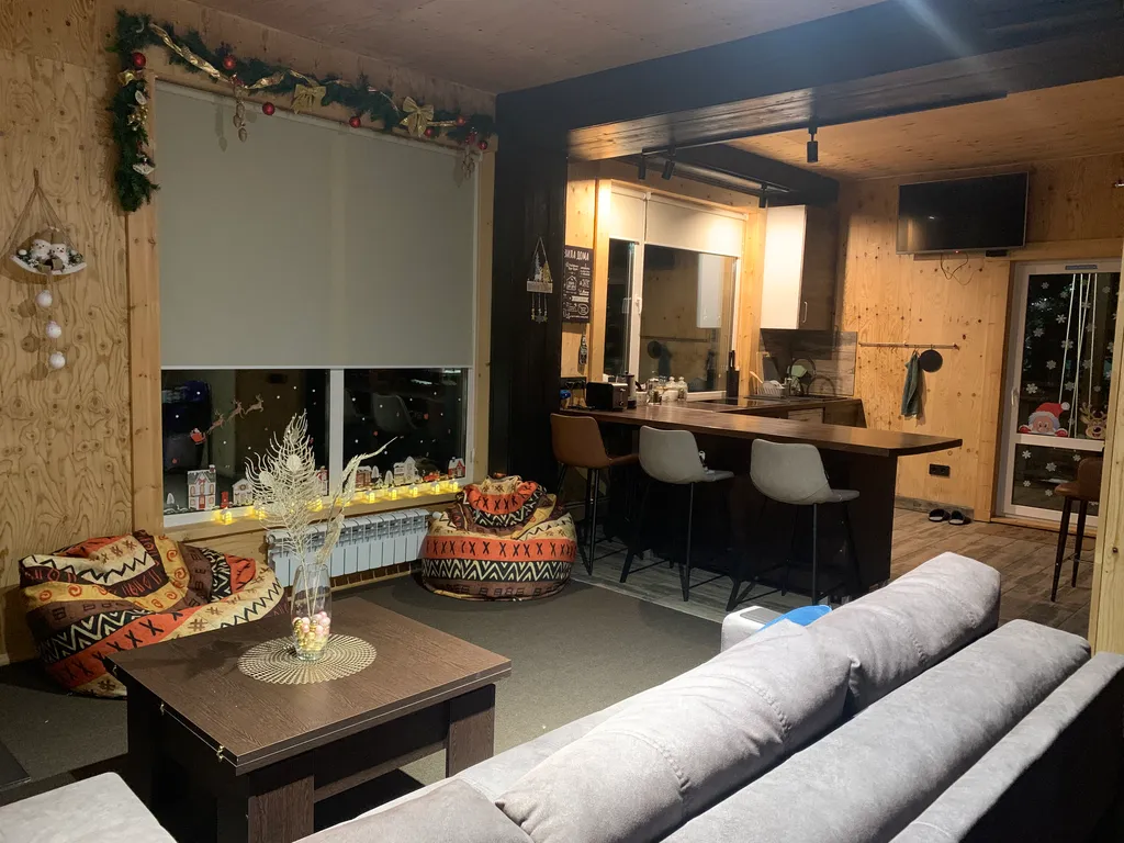 Коттедж Уютный дом с террасой и видом на горы — Шерегеш