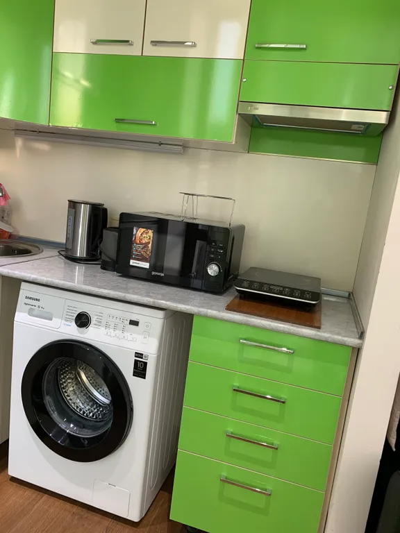 City Central Apartment (студия с витражами)