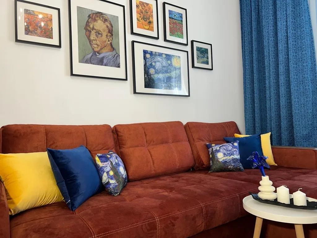 Квартира Двухкомнатные апартаменты Ван Гог рядом со знаменитым Арбатом — Алматы