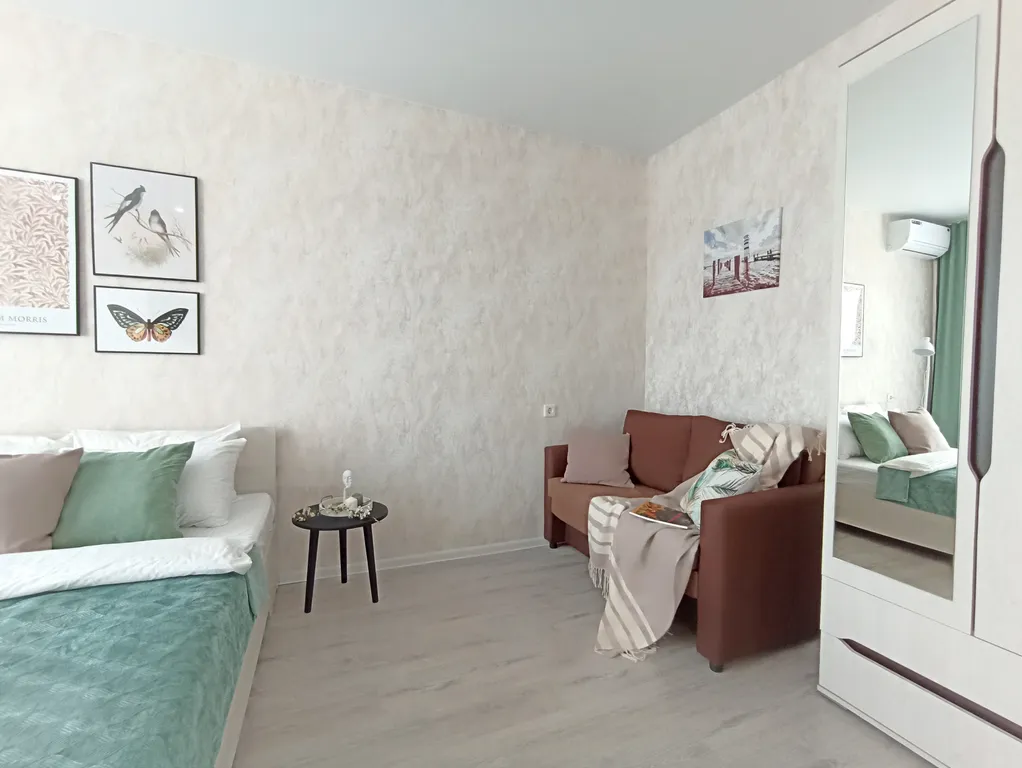 Апартаменты "Ласточкино гнездо" на 18 этаже в красивым видом