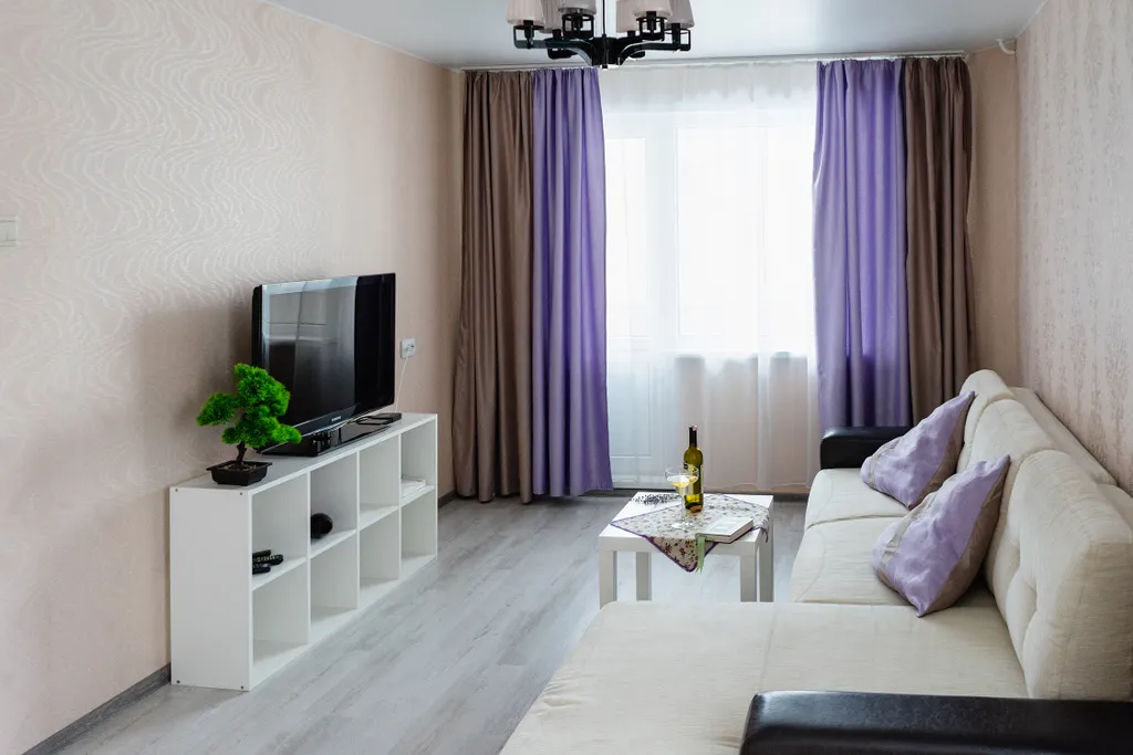 Отличная двушка с видом на сквер