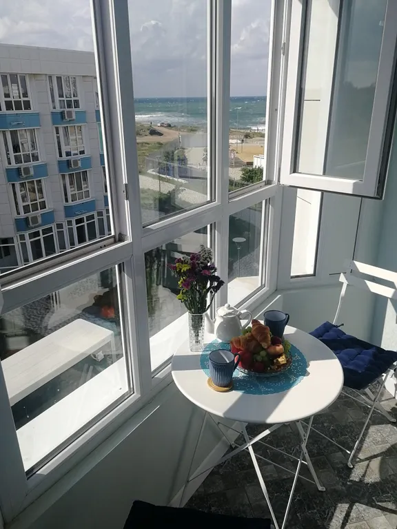 Студия на первой линии с видом на море