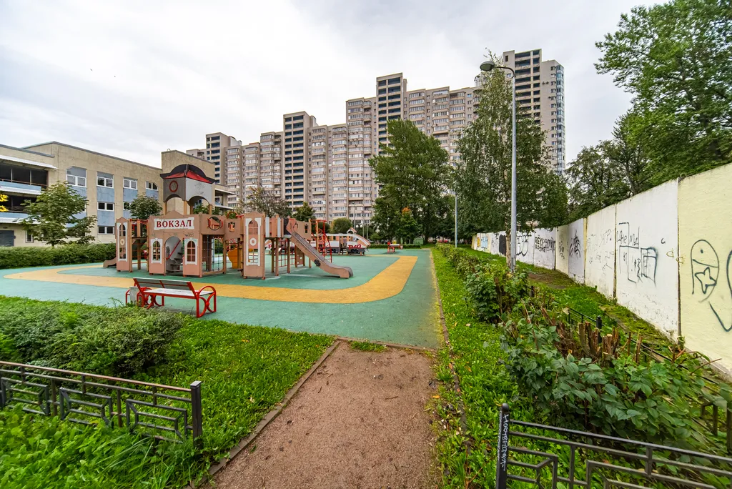 Однокомнатная квартира у метро Академическая