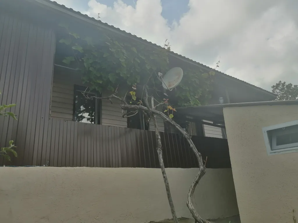 Коттедж Дом в тихом экологически чистом месте — Прасковеевка