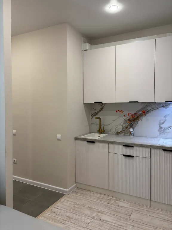 Студия с дизайнерским ремонтом