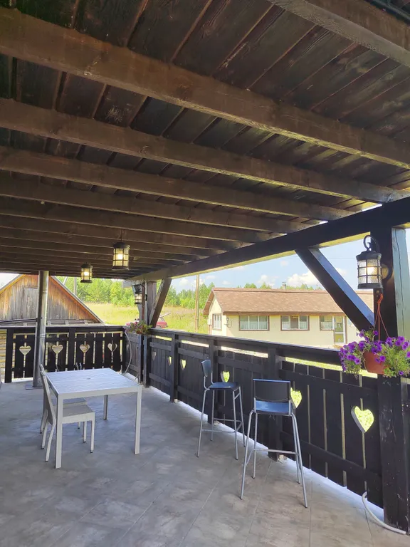 Дом коттедж с дизайнерским ремонтом