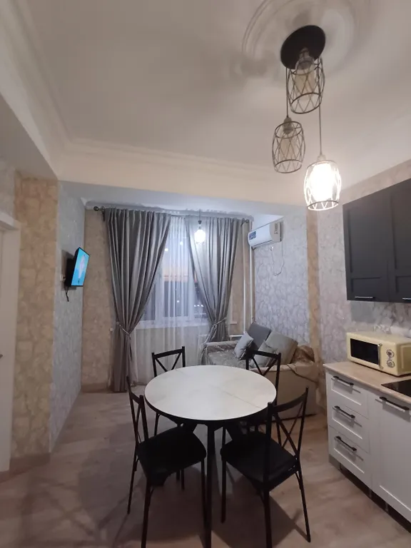 Уютная квартира в спальном районе недалеко от моря