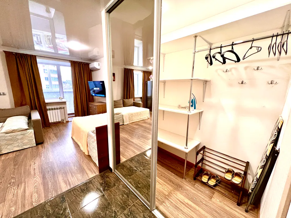 Квартира Квартира Уютная студия в ЖК Изумрудный — Самара