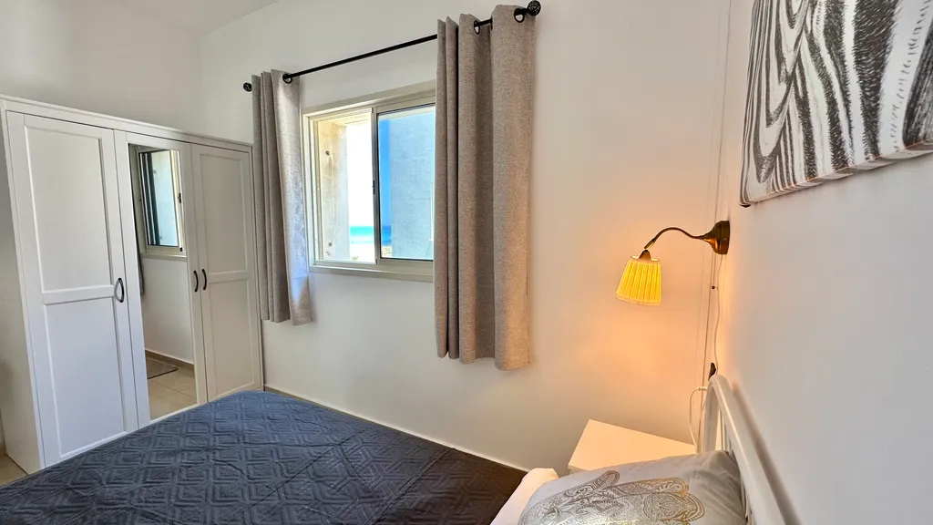 GW951 Квартира с балконом с видом на море (Gugel Waves Nahariya)