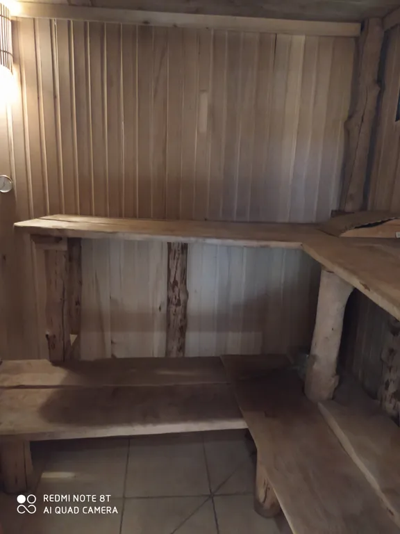 Хутор Избушка на опушке леса, возле реки